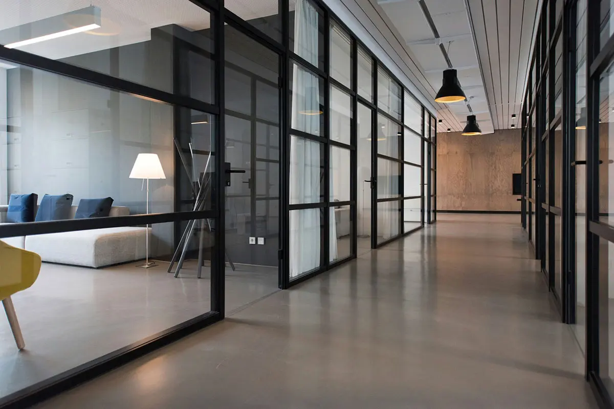 Professionelle-Büroreinigung-von-Reinheit-und-Partner